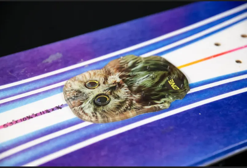 One MFG Owl 5x4in Snowboard Traction